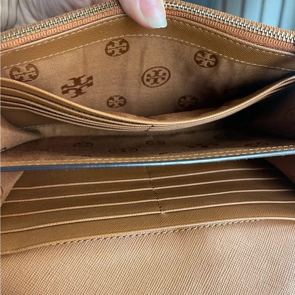 Tory Burch Chain Brown Crossbody Bag - Picture 3 of 4